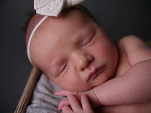 不能生育怎么找代孕